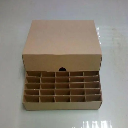 3月14日，“快遞包裝綠色回收進校園”主題活動啟動。北京市東區(qū)郵政管理局負責人介紹，截至目前，北京市東區(qū)郵政管理局轄區(qū)快遞網(wǎng)點已基本實現(xiàn)包裝廢棄物回收裝置全覆蓋。