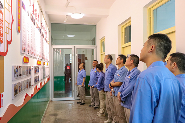 4現場觀摩-塑業(yè)公司   600.jpg