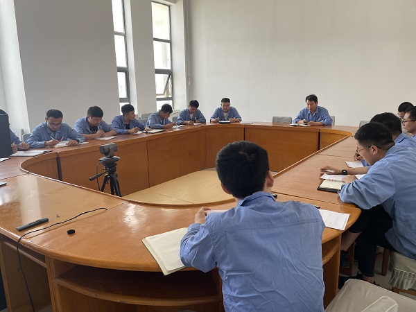 7月20日，培訓(xùn)課程中，參訓(xùn)人員在認(rèn)真聽老師授課。.jpg