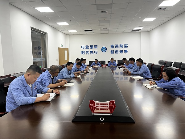 圖1   9月11日，制氣車間“五懂五會(huì)五能”素質(zhì)全面提升工程推進(jìn)會(huì)在調(diào)度會(huì)議室舉行。.jpg