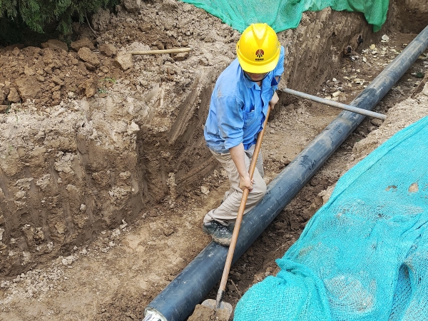安裝管線.jpg